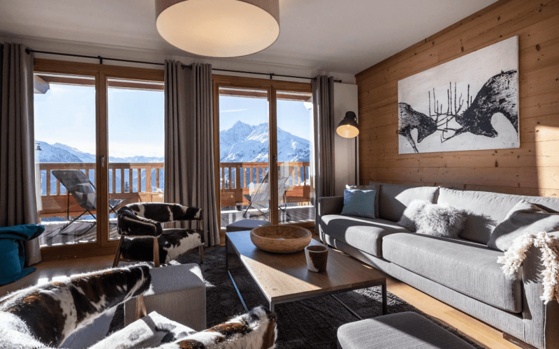 Room 202746-551302 Room 202746-551302