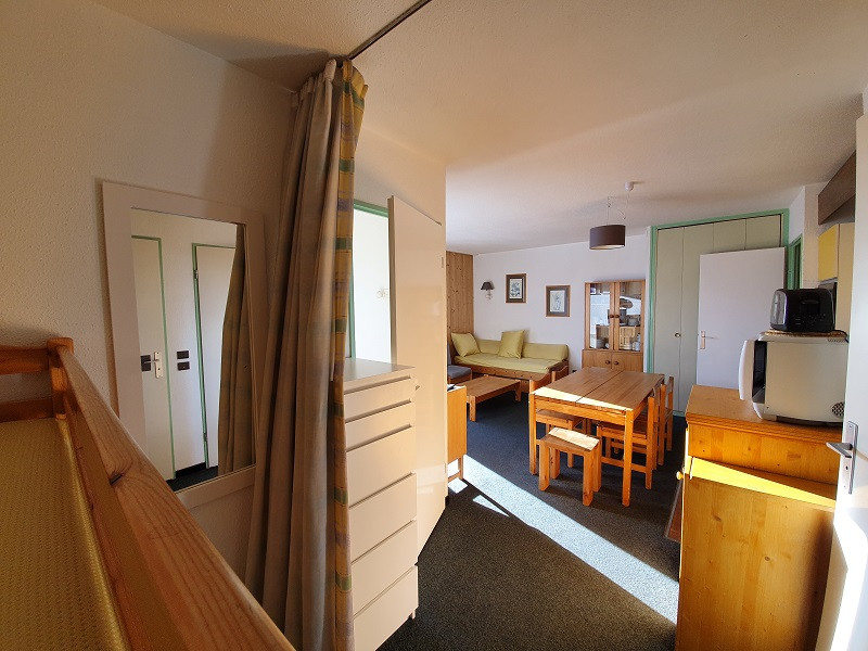 Séjour depuis la cabine, Appartement VN209, La Vanoise, La Rosière sejour-depuis-la-cabine-appartement-VN209-la-vanoise-la-rosiere