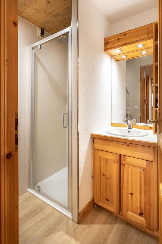 Salle d'eau, Appartement CRYS4, Chalet Le Crystal, La Rosière Salle d'eau, Appartement CRYS4, Chalet Le Crystal, La Rosière