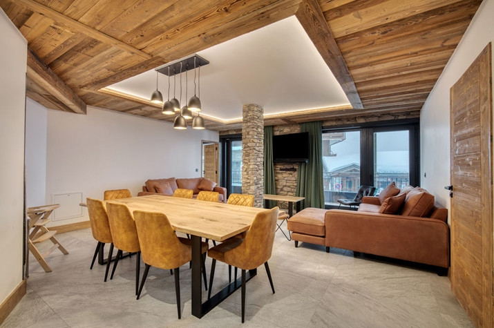 Photo 1 Photo 1