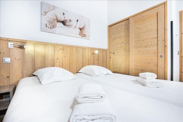 Photo 6 Photo 6