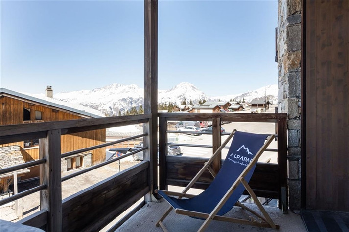Photo 7 Photo 7