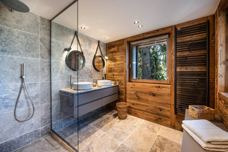 _clients_227370002_photos_235r_4223386 _clients_227370002_photos_235r_4223386