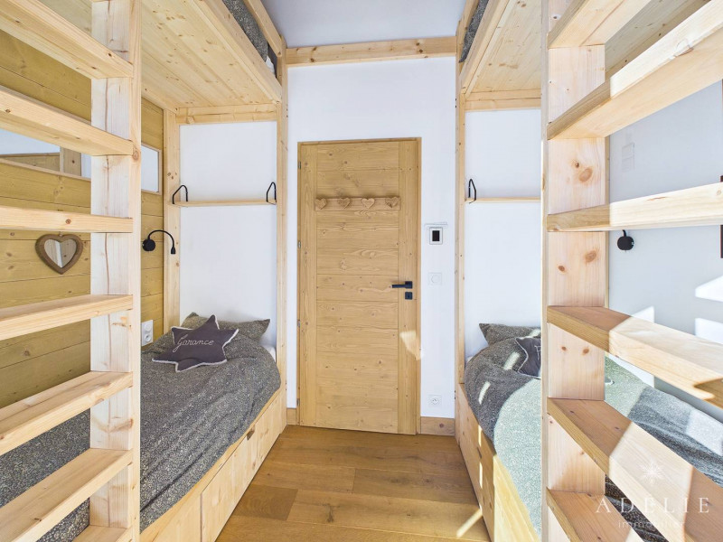 _clients_227370002_photos_271p_4390331