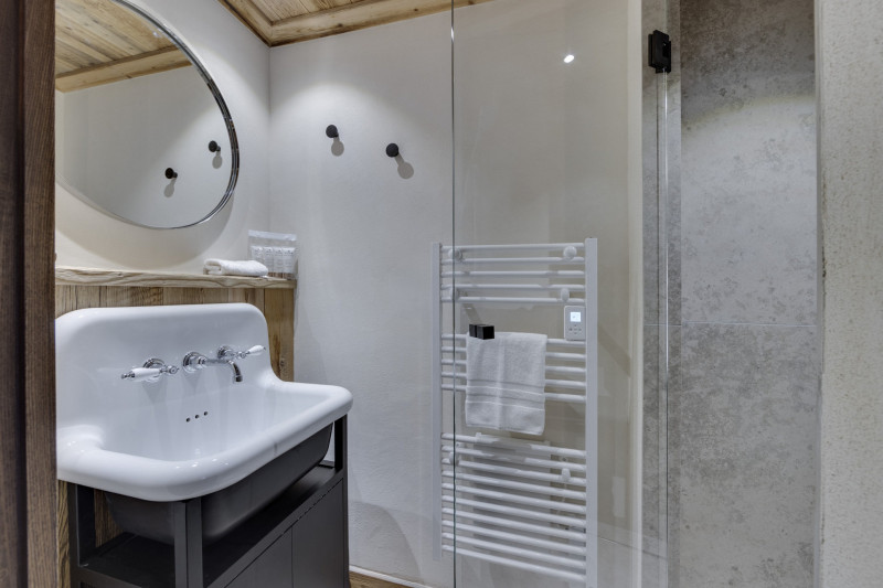 _lv_images__lot_0074061490_09_4294779