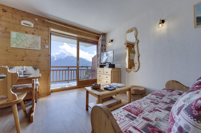 _lv_images__lot_0075553726_01_4553754