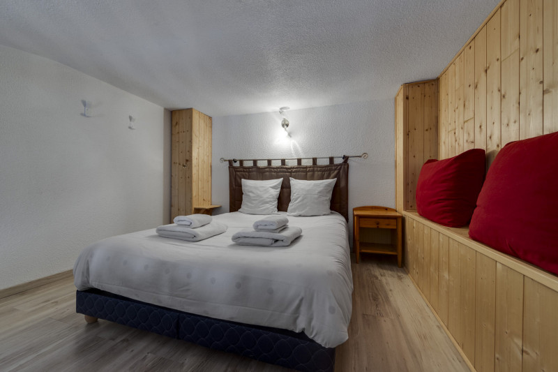 _lv_images__lot_0075553822_05_4091914