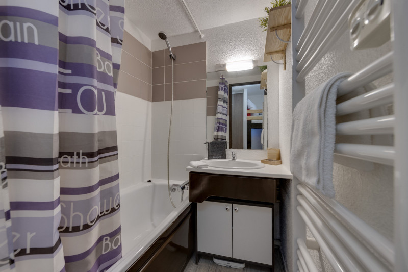 _lv_images__lot_0075553822_08_4621921