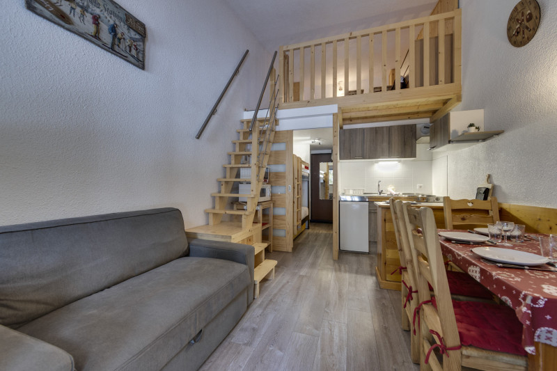 _lv_images__lot_0075553822_10_4971707