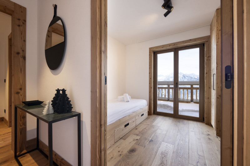 _lv_images__lot_0075554104_10_4568026