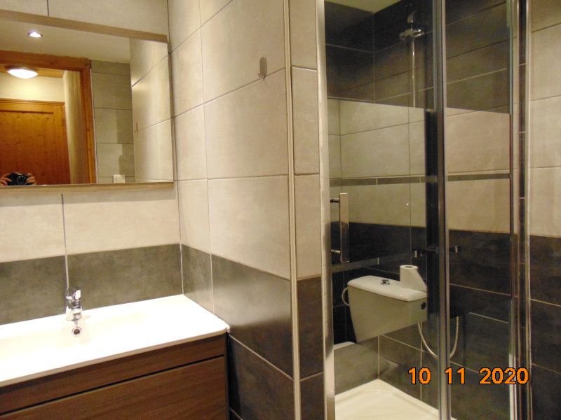 Salle de bain, Chalet Androsace, La Rosière, vue 3 salle-de-bain-chalet-androsace-la-rosiere-vue-3