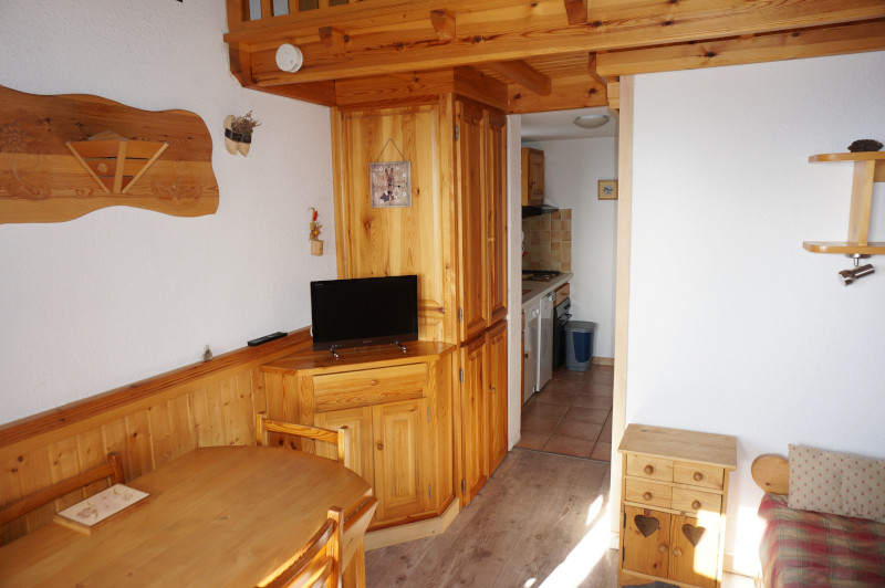 Séjour, Studio BA323, Les Bouquetins, La Rosière, vue 2 Séjour, Studio BA323, Les Bouquetins, La Rosière, vue 2