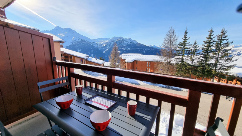 Balcon, Appartement CR11B, Les Chalets de La Rosière, vue 2 balcon-appartement-cr11b-les-chalets-de-la-rosiere-vue-2