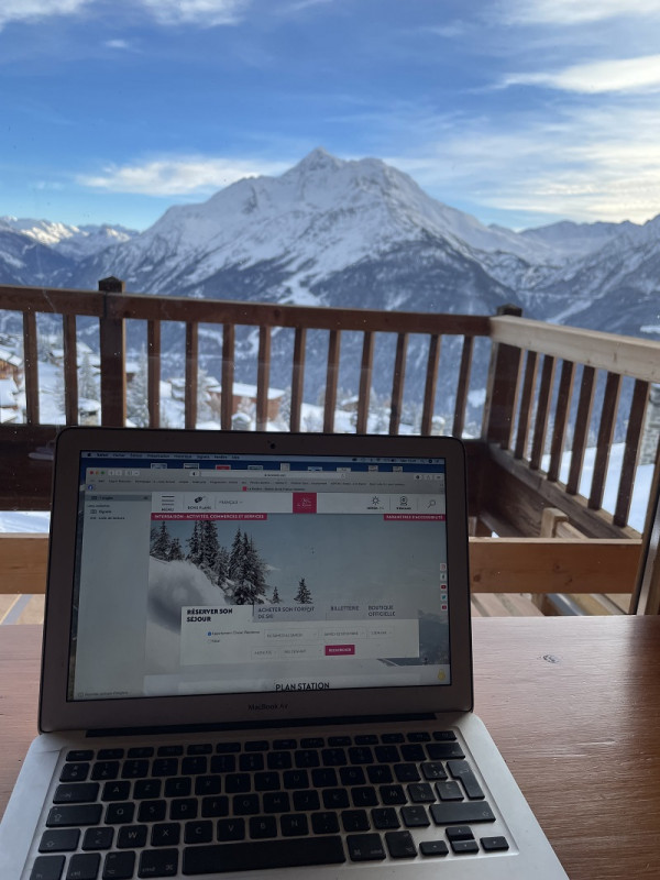Bureau, vue montagne, Appartement Charlotte, Chalet l'Ourson, La Rosière Bureau, vue montagne, Appartement Charlotte, Chalet l'Ourson, La Rosière
