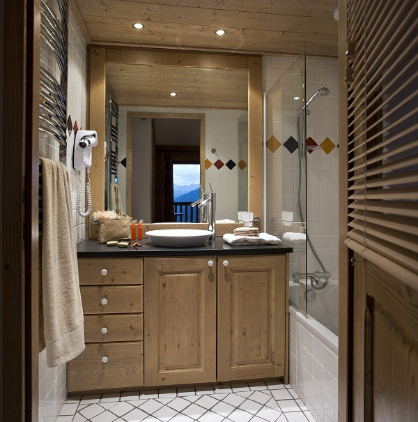 Salle de bain, Appartement 3P6, Les Cimes Blanches, La Rosière Salle de bain, Appartement 3P6, Les Cimes Blanches, La Rosière