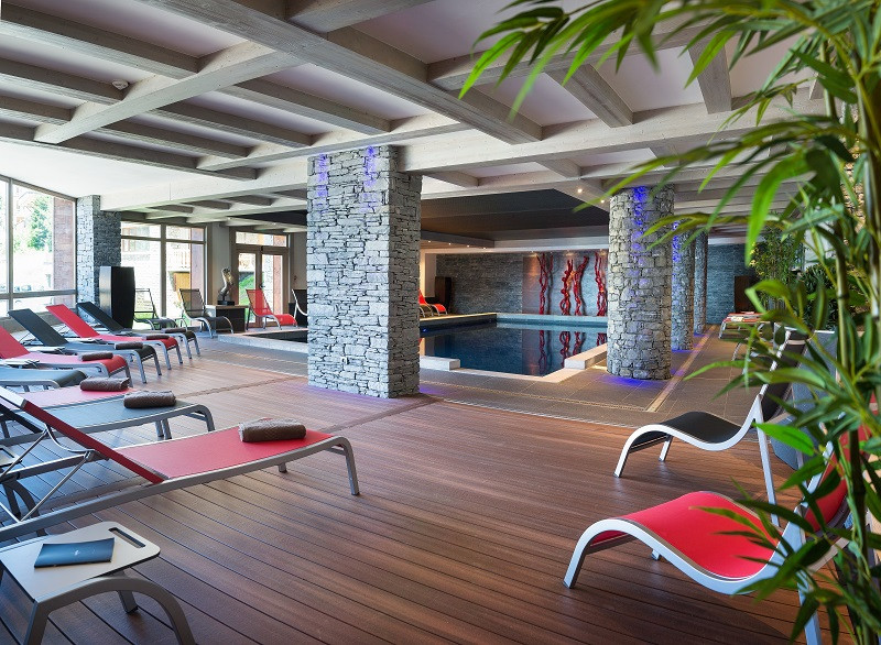 Piscine de la résidence, Le Lodge Hemera, La Rosière, vue 2 piscine-de-la-residence-le-lodge-hemera-la-rosiere-vue-2