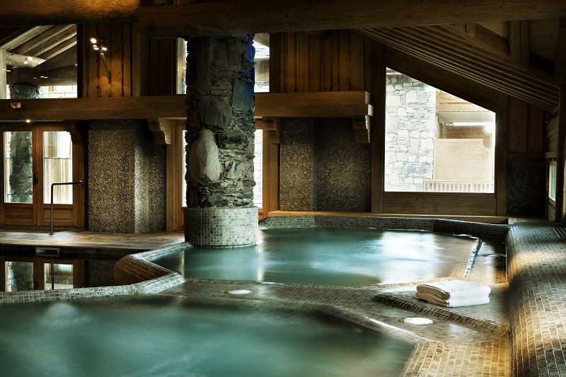 Piscine de la résidence, Les Cimes Blanches, La Rosière, vue 2 piscine-de-la-residence-les-cimes-blanches-la-rosiere-vue-2