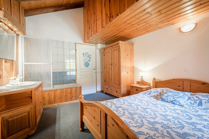 Chambre 4, Chalet Cascade, Le Châtelard, La Rosière, vue 1 Chambre 4, Chalet Cascade, Le Châtelard, La Rosière, vue 1