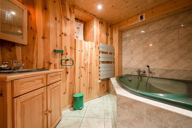 Salle de bain 1, Chalet Cascade, Le Châtelard, La Rosière Salle de bain 1, Chalet Cascade, Le Châtelard, La Rosière