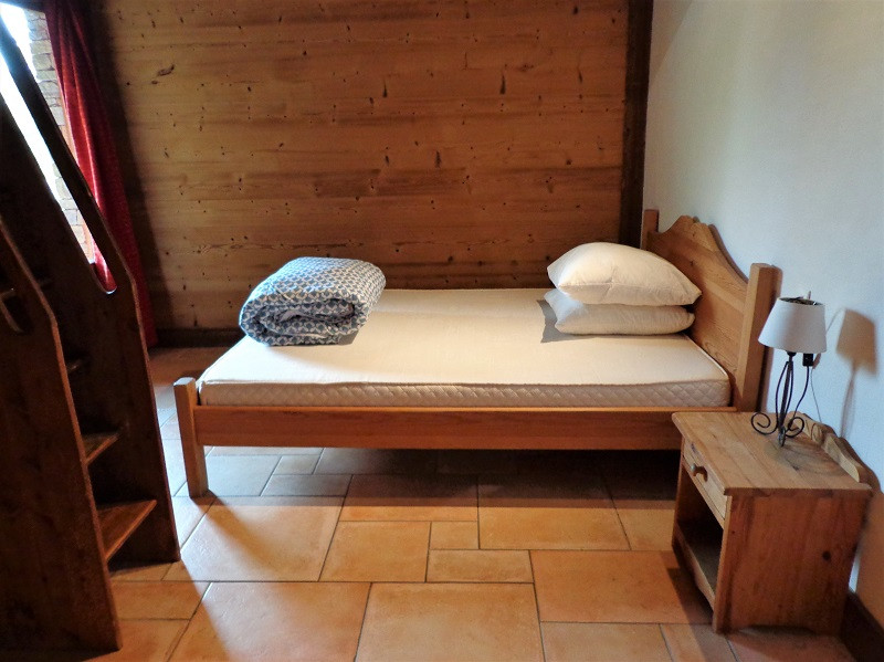 Chambre 1, Chalet Les 3 Sapins, La Rosière, vue 2 chambre-1-chalet-les-3-sapins-la-rosiere-vue-2