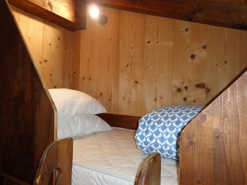 Chambre 1, Chalet Les 3 Sapins, La Rosière, vue 5 chambre-1-chalet-les-3-sapins-la-rosiere-vue-5