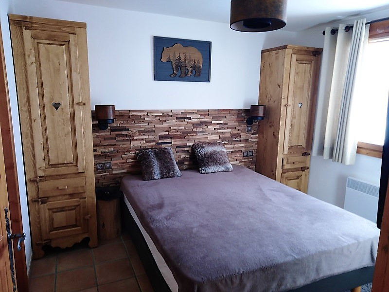 Chambre 1, appartement CHEA34, Les Chalets des Eucherts, La Rosière, vue 1 chambre-1-appartement-chea34-les-chalets-des-eucherts-la-rosiere-vue-1