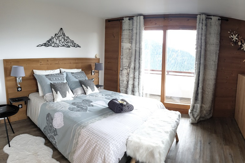 Chambre 3, Appartement CHEB45, Les Chalets des Eucherts, La Rosière, vue 1 Chambre 3, Appartement CHEB45, Les Chalets des Eucherts, La Rosière, vue 1