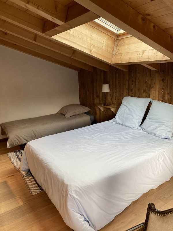 Chambre 3, Chalet Apalosa, La Rosière, vue 2 chambre-3-chalet-apalosa-la-rosiere-vue-2