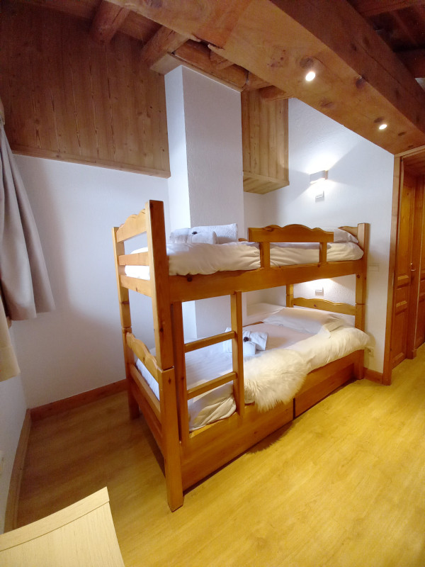 Chambre 3, Appartement CRYS6, Le Crystal, La Rosière, vue 1 Chambre 3, Appartement CRYS6, Le Crystal, La Rosière, vue 1