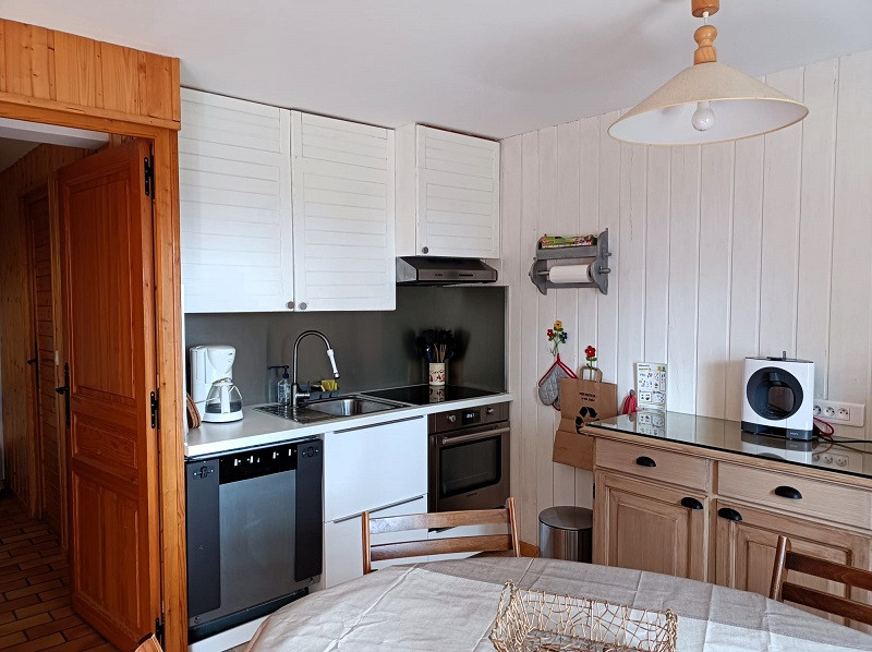 Coin cuisine, Appartement rez-de-jardin, Chalet Les Myriades, La Rosière cuisine-appartement-rez-de-jardin-chalet-les-myriades-la-rosiere