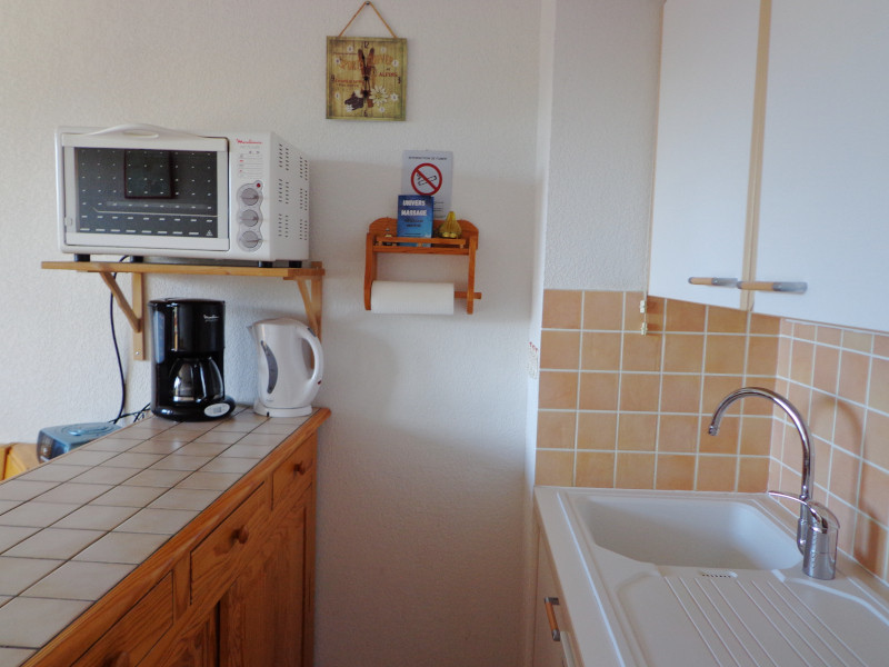 Cuisine, Appartement NV008, Les Niverolles, La Rosière, vue 2 Cuisine, Appartement NV008, Les Niverolles, La Rosière, vue 2
