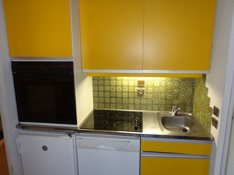 Cuisine, Appartement VN324, La Vanoise, La Rosière, vue 1 cuisine-appartement-VN324-la-vanoise-la-rosiere-vue-1