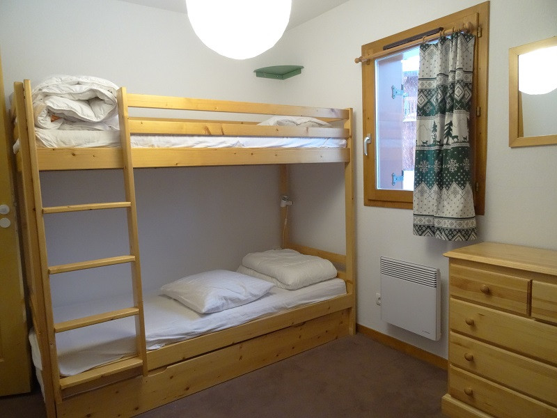 Chambre 2, Appartement NV017, Les Niverolles, La Rosière, vue 1 chambre-2-appartement-NV017-les-niverolles-la-rosiere-vue-1