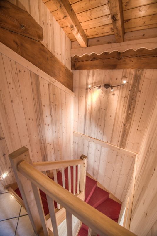Escalier intérieur, Appartement le Schuss CHRI02, Le Christiania, La Rosière escalier-interieur-appartement-le-schuss-CHRI02-le-christiania-la-rosiere