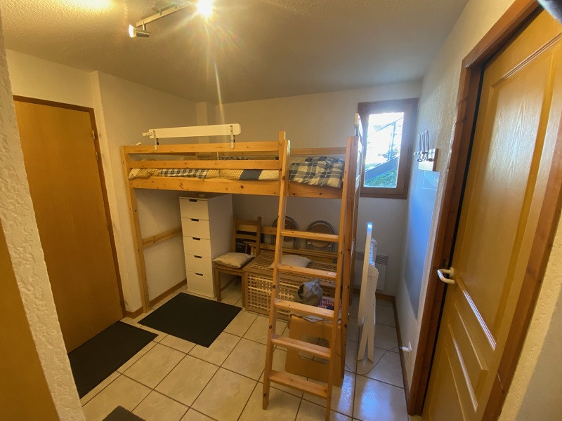 img-1095-2564435 img-1095-2564435