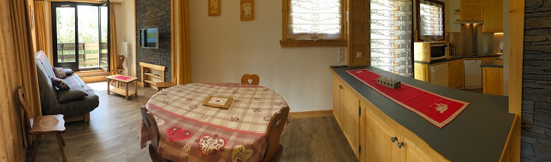 Vue panoramique séjour, Appartement LB015, La Louie Blanche, La Rosière vue-panoramique-sejour-appartement-LB015-la-louie-blanche-la-rosiere