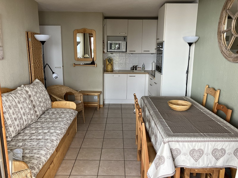 Séjour et cuisine, Appartement BF04A, Le Belleface, La Rosière sejour-cuisine-appartement-BF04A-le-belleface-la-rosiere