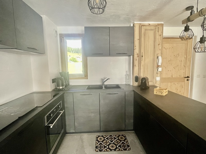 Cuisine, Chalet Soleil, La Rosiere, vue 2 Cuisine, Chalet Soleil, La Rosiere, vue 2