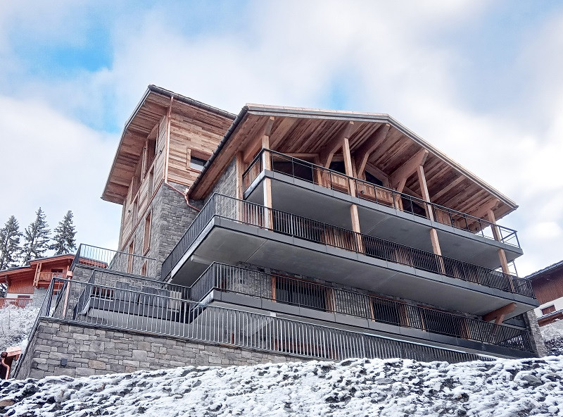 exterieur-residence-appartement-oreebois3-l-oree-du-bois-la-rosiere-vue-3