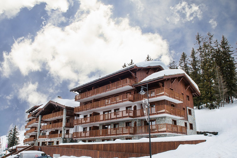 exterieur-de-la-residence-les-marmottons-la-rosiere