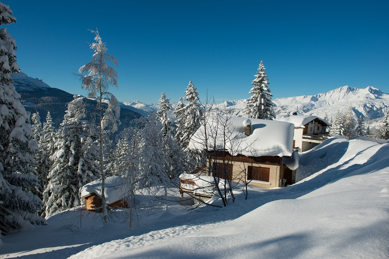 exterieur-hiver-appartement-en-chalet-OR001-la-rosiere