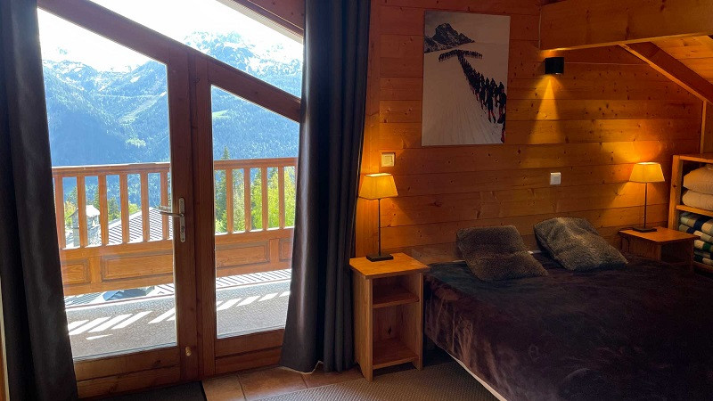 Chambre 3, Appartement ESQM01, Chalet L'ESQUIROL, La Rosière chambre-3-appartement-ESQM01-chalet-l-esquirol-la-rosiere