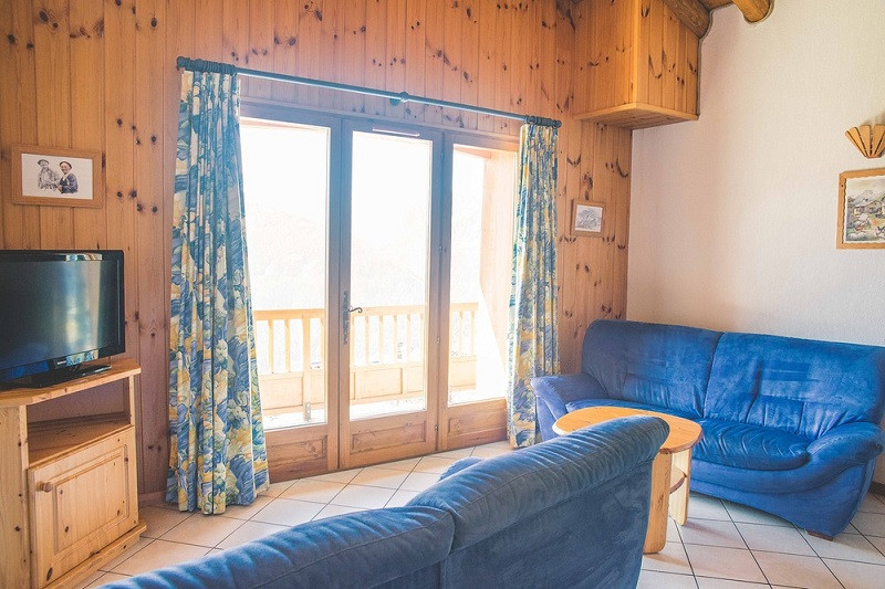 Séjour, Appartement MONT3, Chalet Le montana, La Rosière, vue 3 sejour-appartement-MONT3-chalet-le-montana-la-rosiere-vue-3