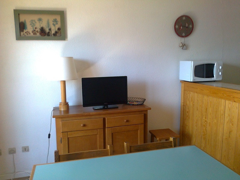 Séjour, Appartement TR221, Les Terrasses, La Rosière, vue 3 sejour-appartement-TR221-les terrasses-la-rosiere-vue-3