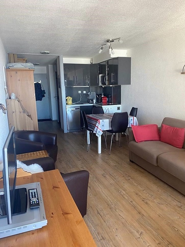 Séjour, Studio VL007, Le Valaisan, La Rosière, vue 3 sejour-studio-vl007-le-valaisan-la-rosiere-vue-3