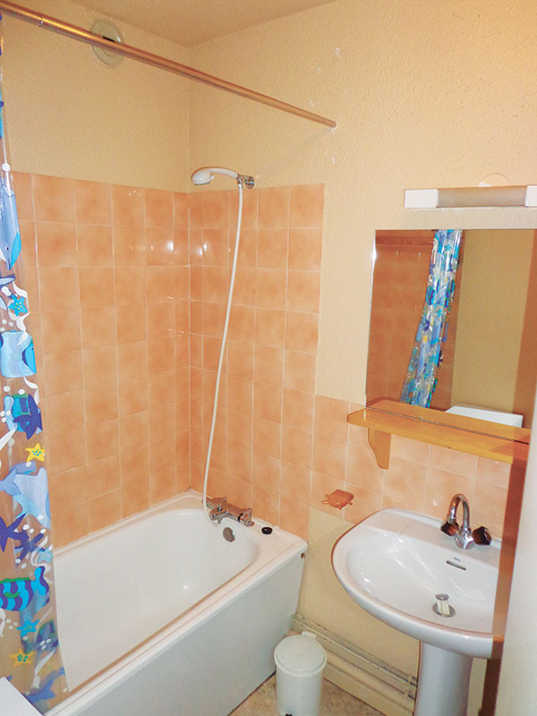 Salle de bain, Studio TR110, La Rosière salle-de-bain-studio-TR110-la-rosiere