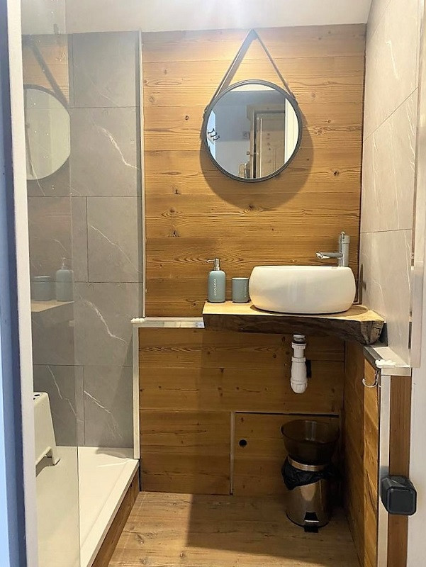 Salle d'eau, Studio VL007, Le Valaisan, La Rosière salle-de-douche-studio-vl007-le-valaisan-la-rosiere