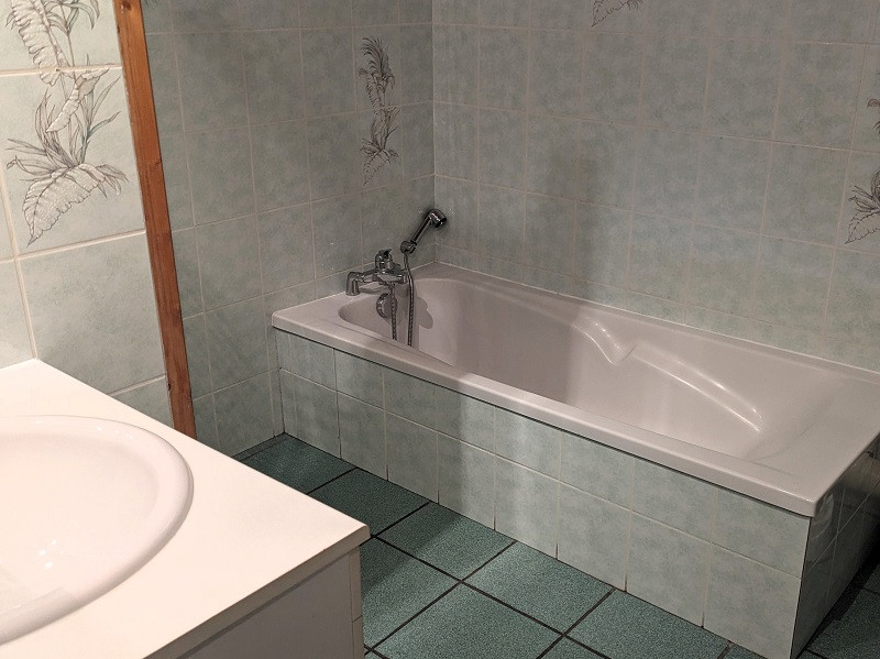 Salle de bain 2, Appartement CP001, Le Clapey, La Rosière, vue 2 salle-de-bain-2-appartement-cp001-le-clapey-la-rosiere-vue-2