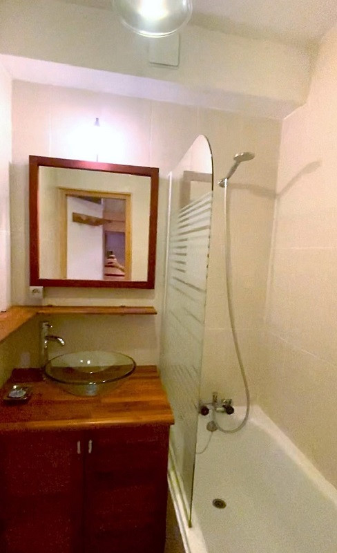 Salle de bain, Appartement Oasis, Chalet La Prairie, La Rosière salle-de-bain-appartement-oasis-chalet-la-prairie-la-rosiere