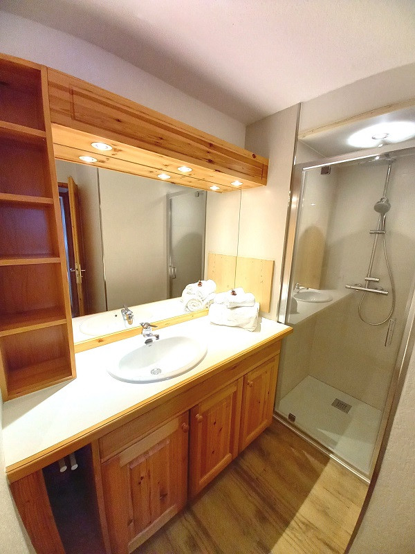 Salle de Bain, Appartement CRYS1, Le Crystal, La Rosière Salle de Bain, Appartement CRYS1, Le Crystal, La Rosière